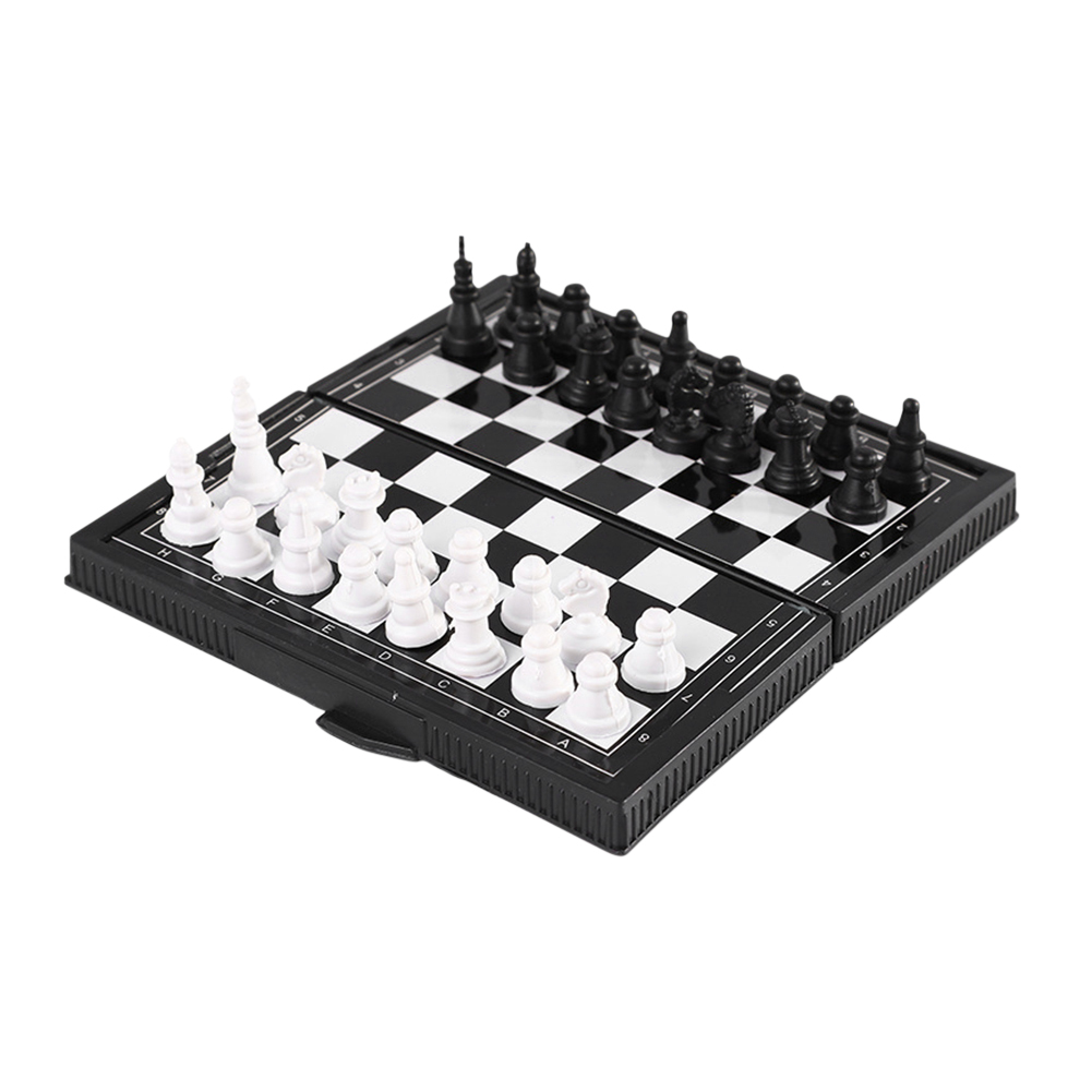 Mini szachownica, ciekawa gra  – Board Game Yearbook recenzja i cena